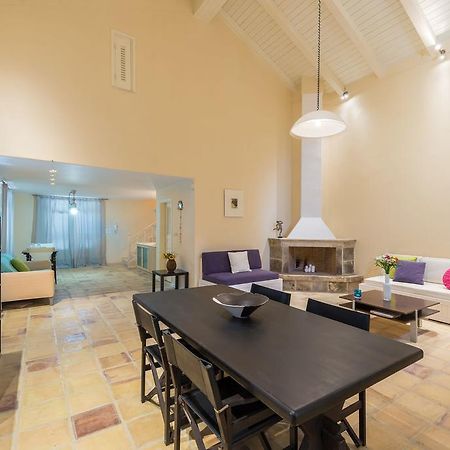 Villa Oliva, In A Serene Location & Private Pool, By Zantewize Akrotíri Kültér fotó