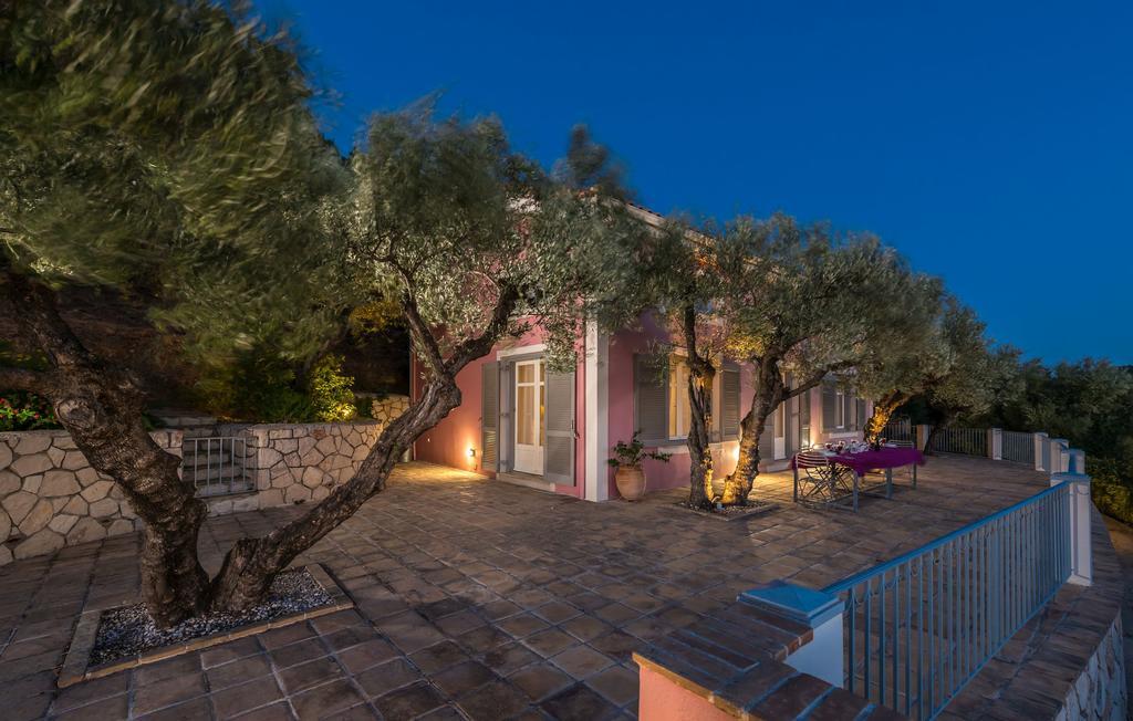 Villa Oliva, In A Serene Location & Private Pool, By Zantewize Akrotíri Kültér fotó