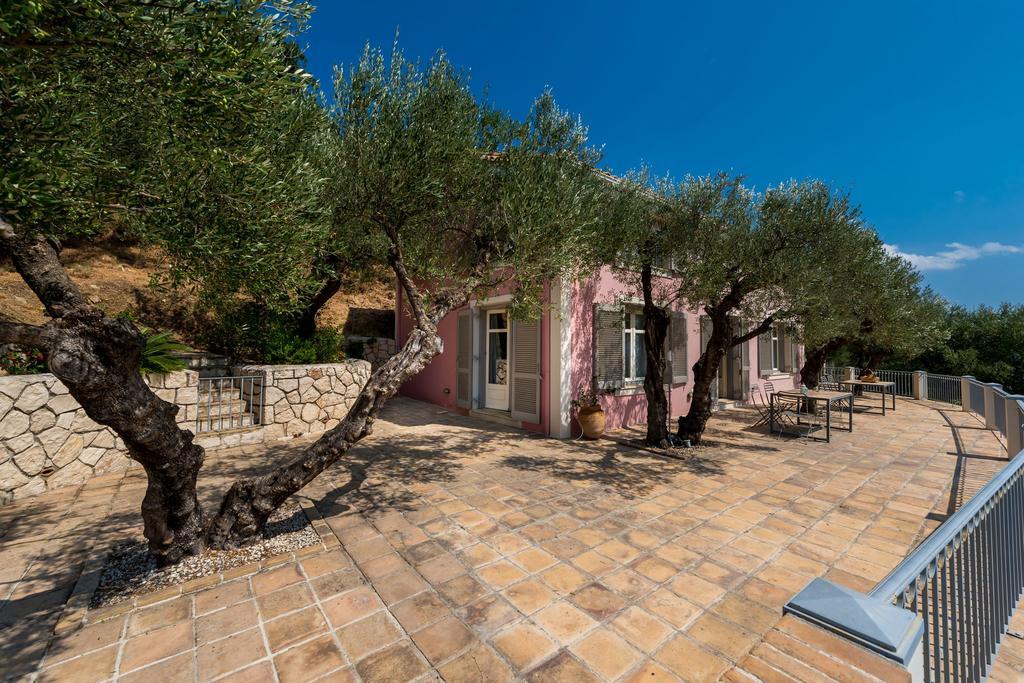 Villa Oliva, In A Serene Location & Private Pool, By Zantewize Akrotíri Kültér fotó
