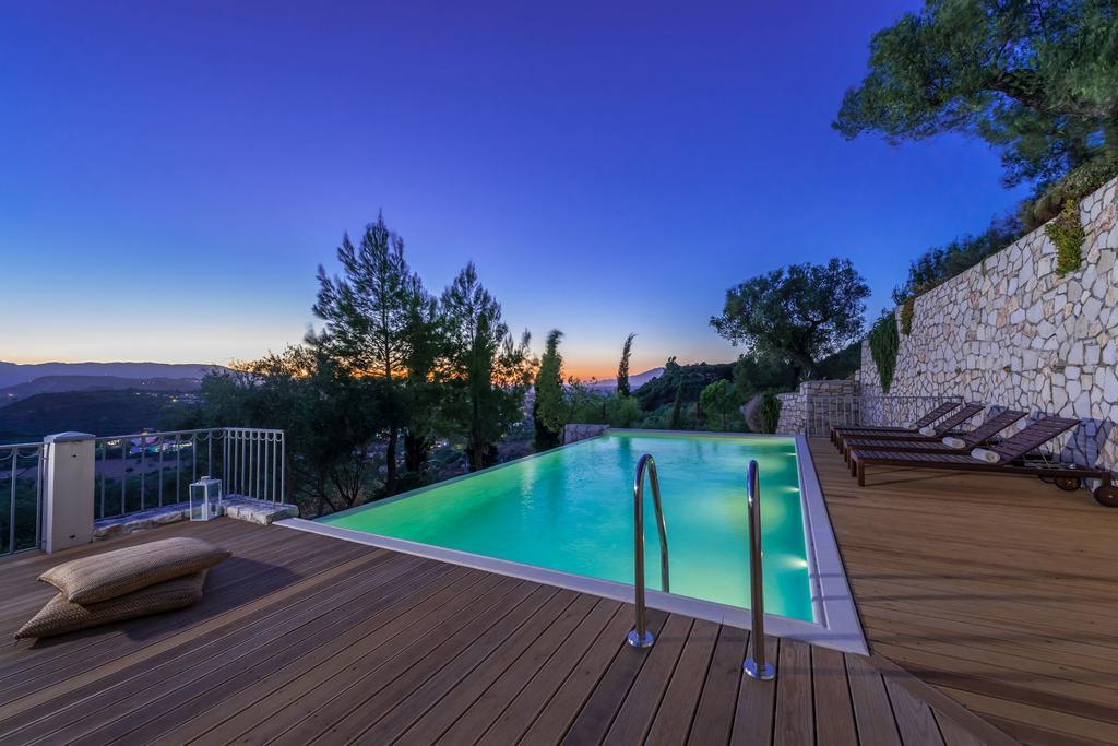 Villa Oliva, In A Serene Location & Private Pool, By Zantewize Akrotíri Kültér fotó