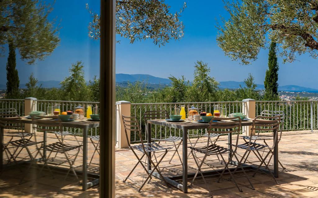 Villa Oliva, In A Serene Location & Private Pool, By Zantewize Akrotíri Kültér fotó