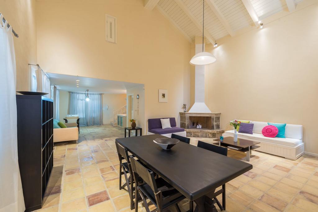 Villa Oliva, In A Serene Location & Private Pool, By Zantewize Akrotíri Kültér fotó