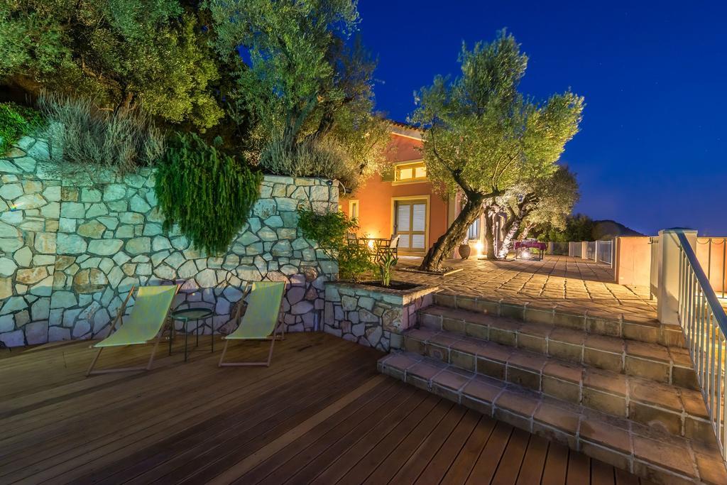 Villa Oliva, In A Serene Location & Private Pool, By Zantewize Akrotíri Kültér fotó